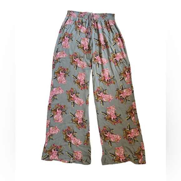Mudd Wide Leg Guaze Pants Moss Green & Pink Florals - Picture 1 of 5